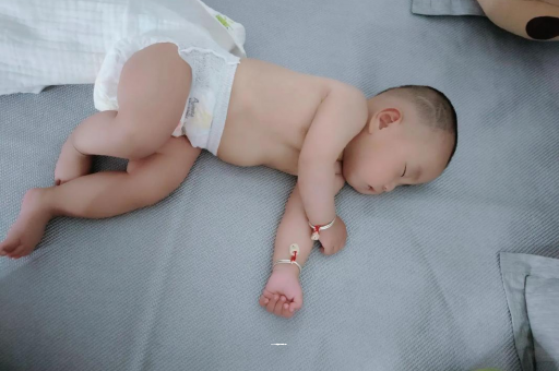 祁东宝宝积食发烧怎么处理